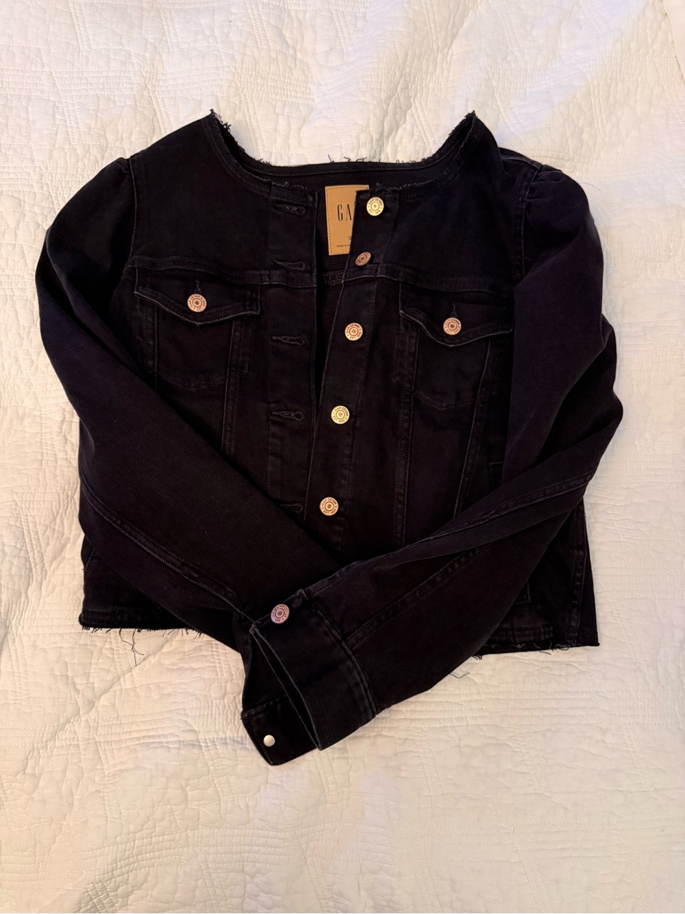 GAP Women's Black Cropped Denim Jacket